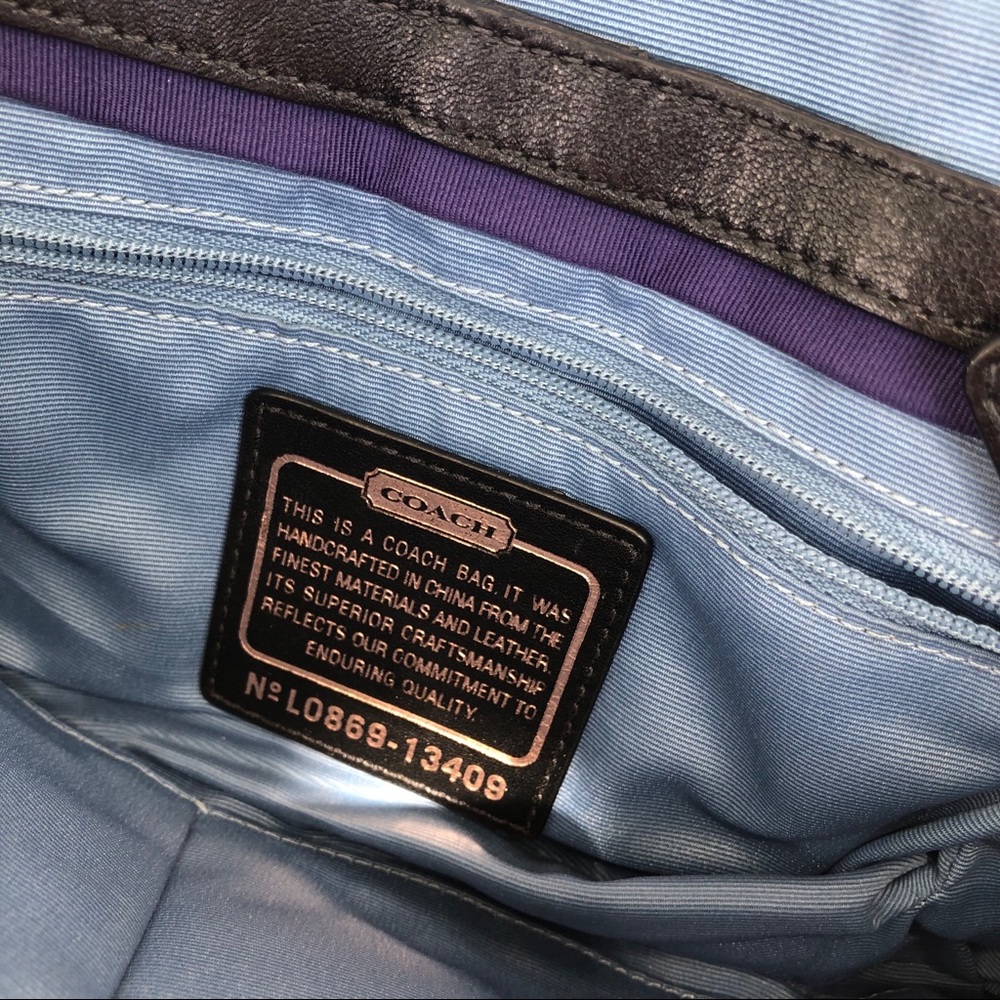 NEVER WORN 100% AUTHENTIC Coach Shoulder Bag - Picture 7 of 9